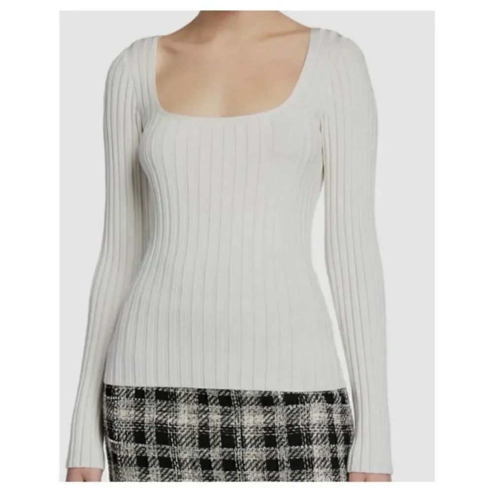 Veronica Beard Elegant White Ribbed Knit sweater, M